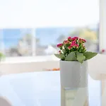 Sea Front View, Appartamento *