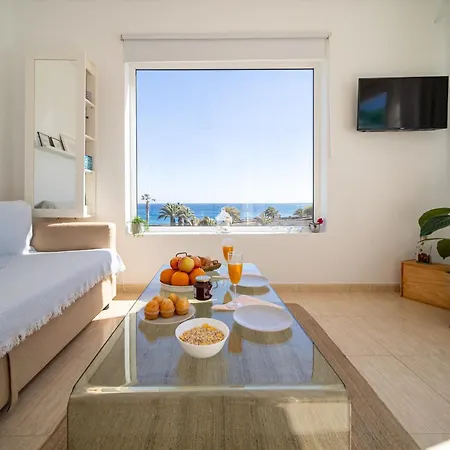 Sea Front View, * كوستا تاغيسي