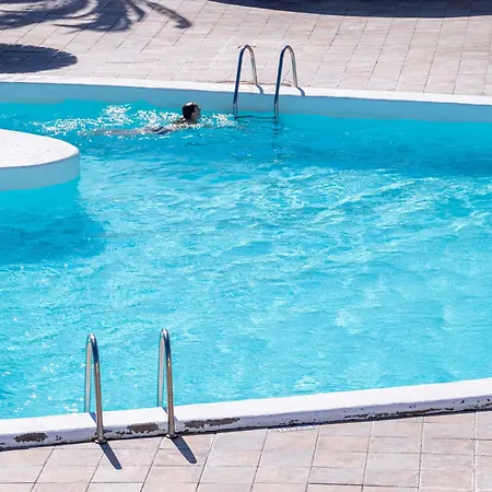 Sea Front View, 코스타 테기세