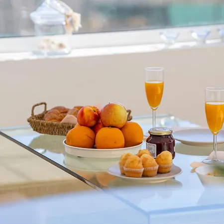 Sea Front View, 아파트